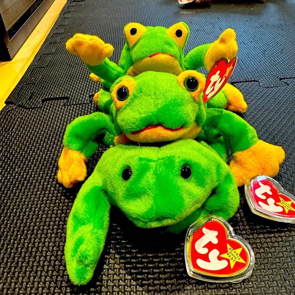 Beanie Baby - Frogs - Legs and Smoochy & Teenie - Smoocy
